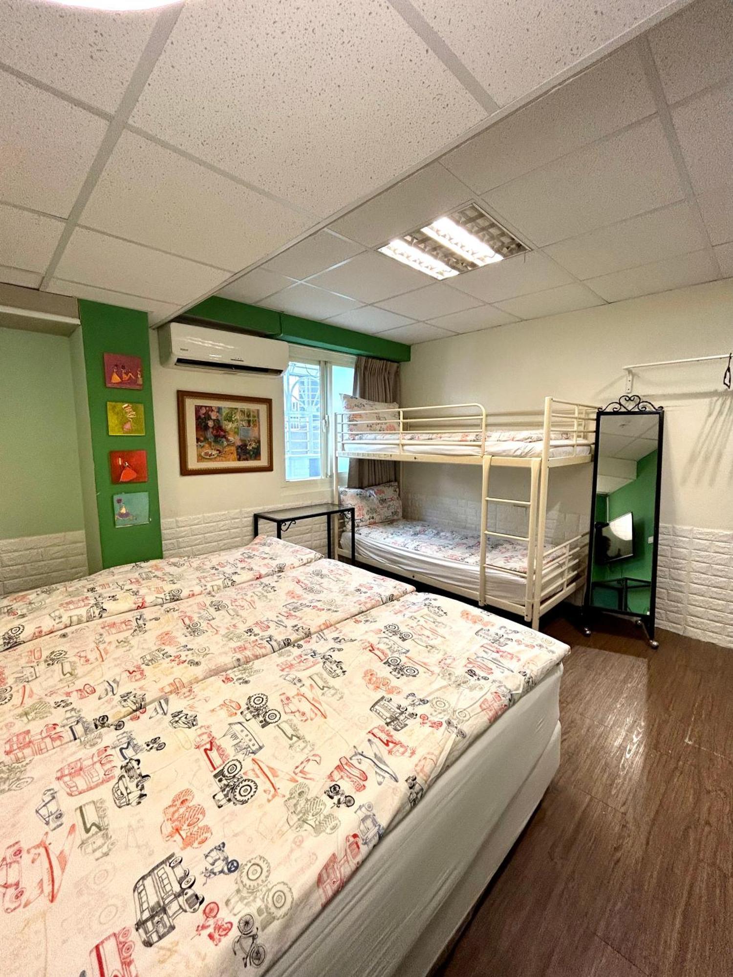 Taipei Triple Tiger Inn Экстерьер фото