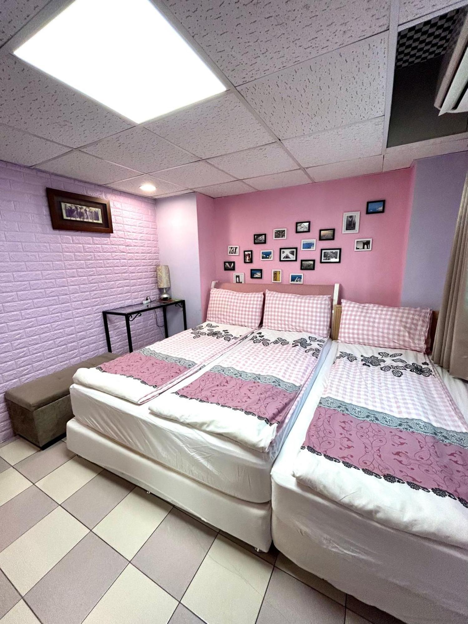 Taipei Triple Tiger Inn Экстерьер фото