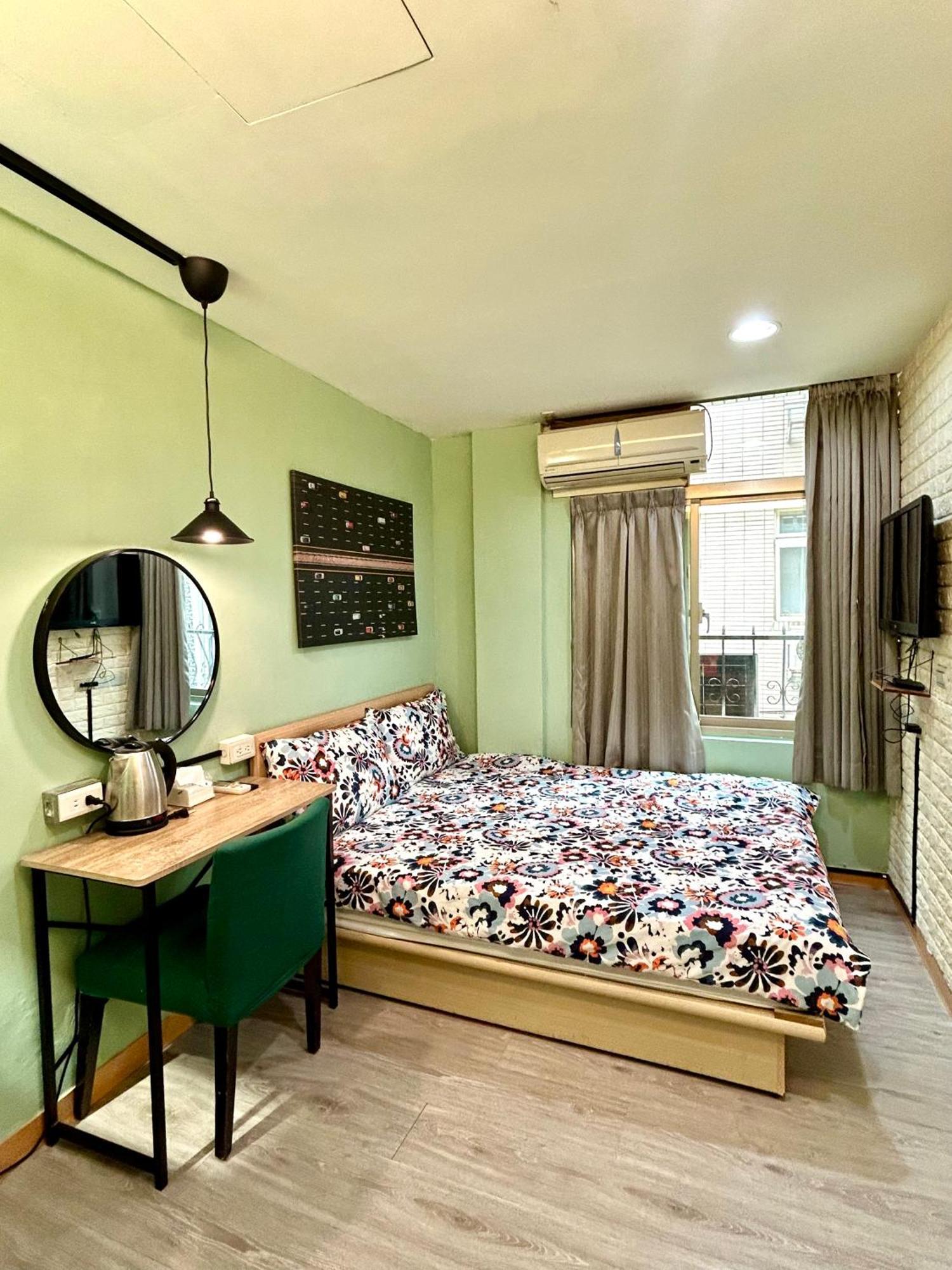 Taipei Triple Tiger Inn Экстерьер фото